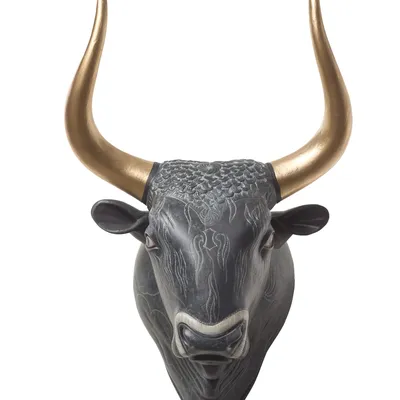 Bull's head rhyton